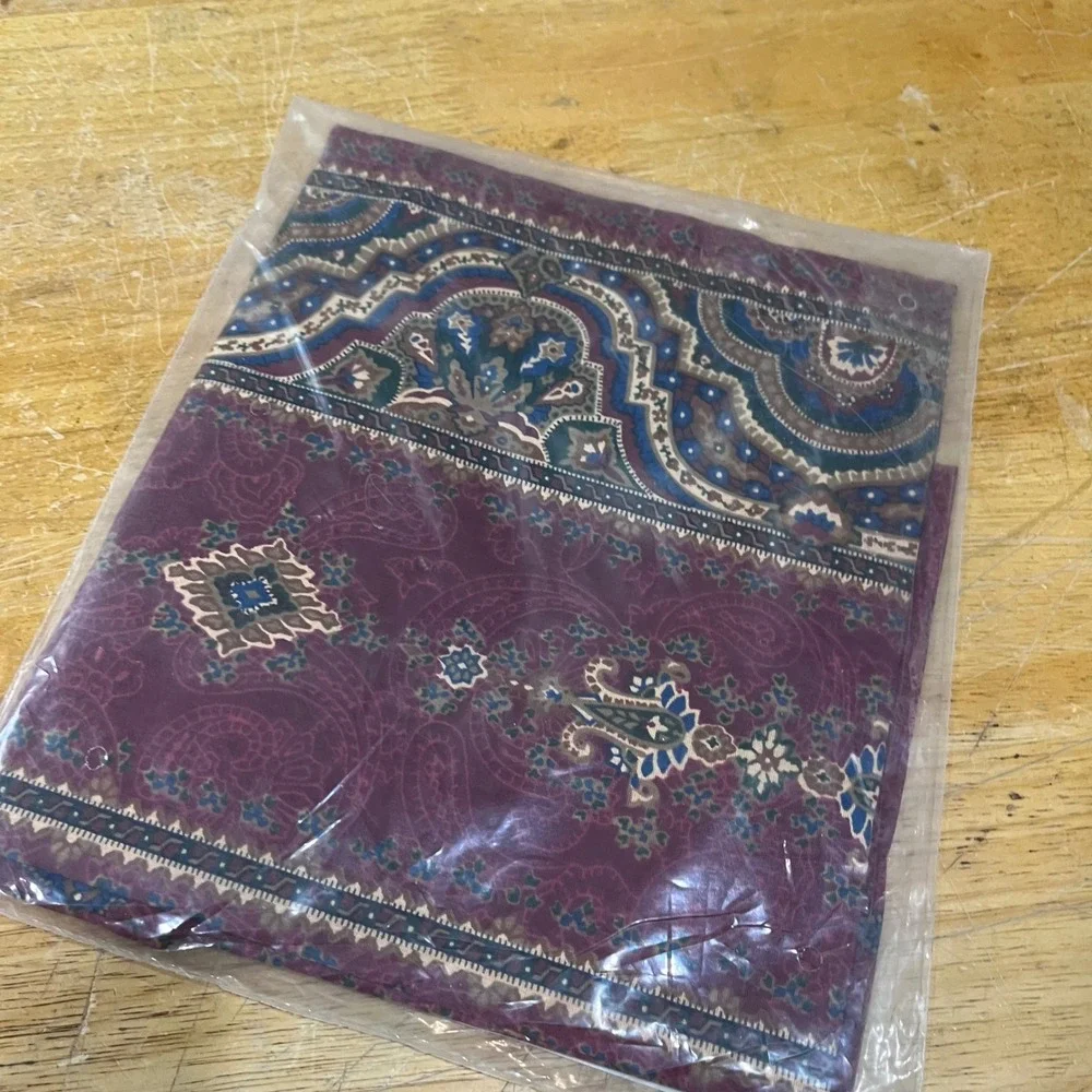 Vtg Arley Brooklawn Valance 60x18 Russet Paisley Medallion Victorian Boho NEW